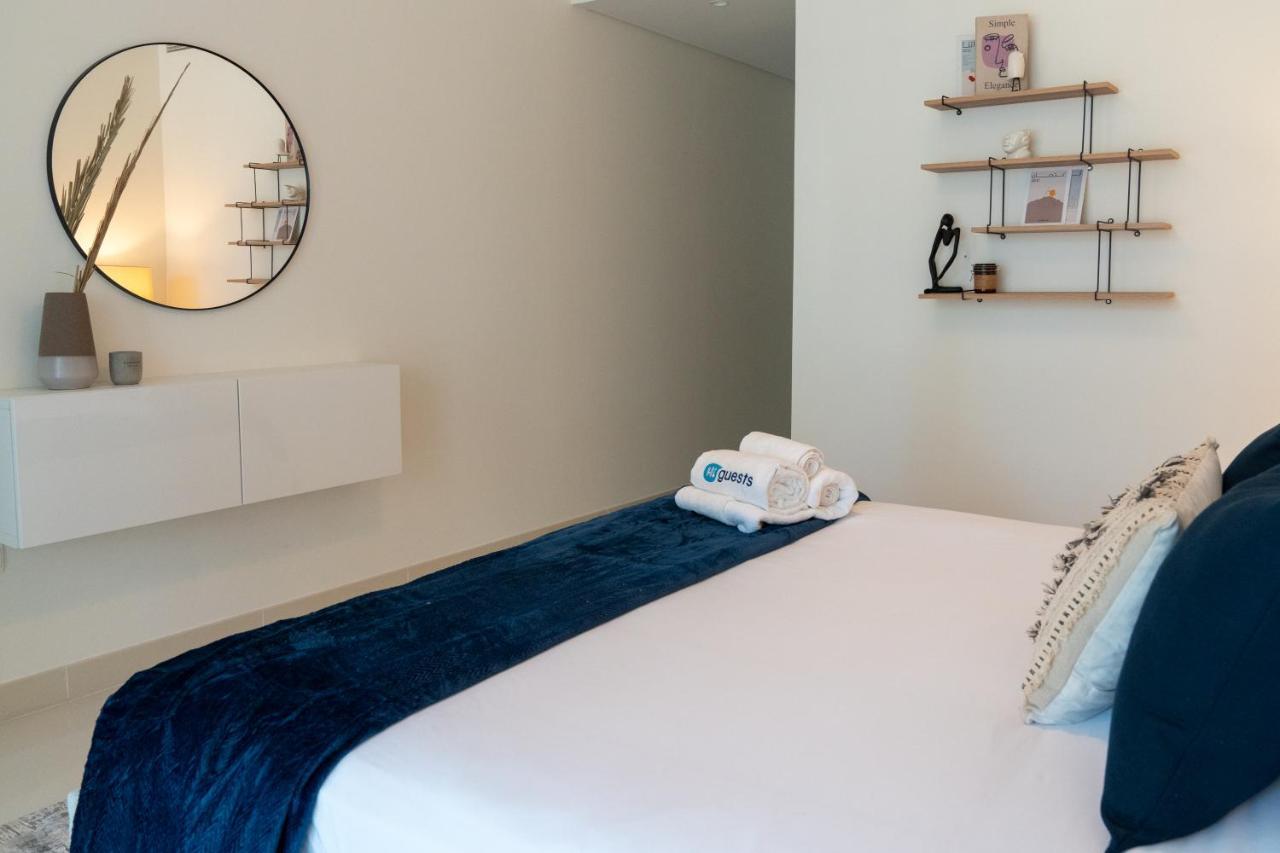Higuests - Elegant Apt With Terrace Minutes From Burj Khalifa Dubai Exterior photo